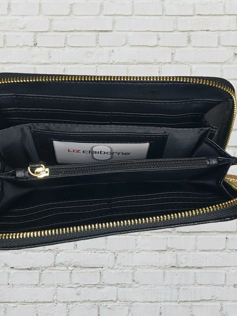 Liz Claiborne Erica Black Pebbled Zip Around Wallet Wristlet w Gold Plaque NEW
